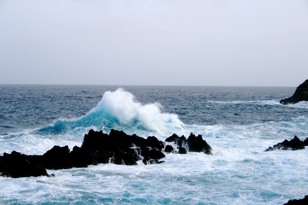 Porto Moniz http://web.mac.com/gerard.nicolle/Site/MADEIRA.html by 28-07-1980