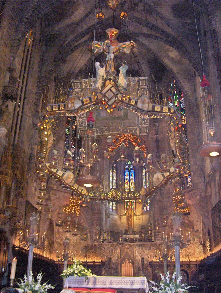 Interior da Catedral de Palma de Maiorca by Sergio Martins Lage