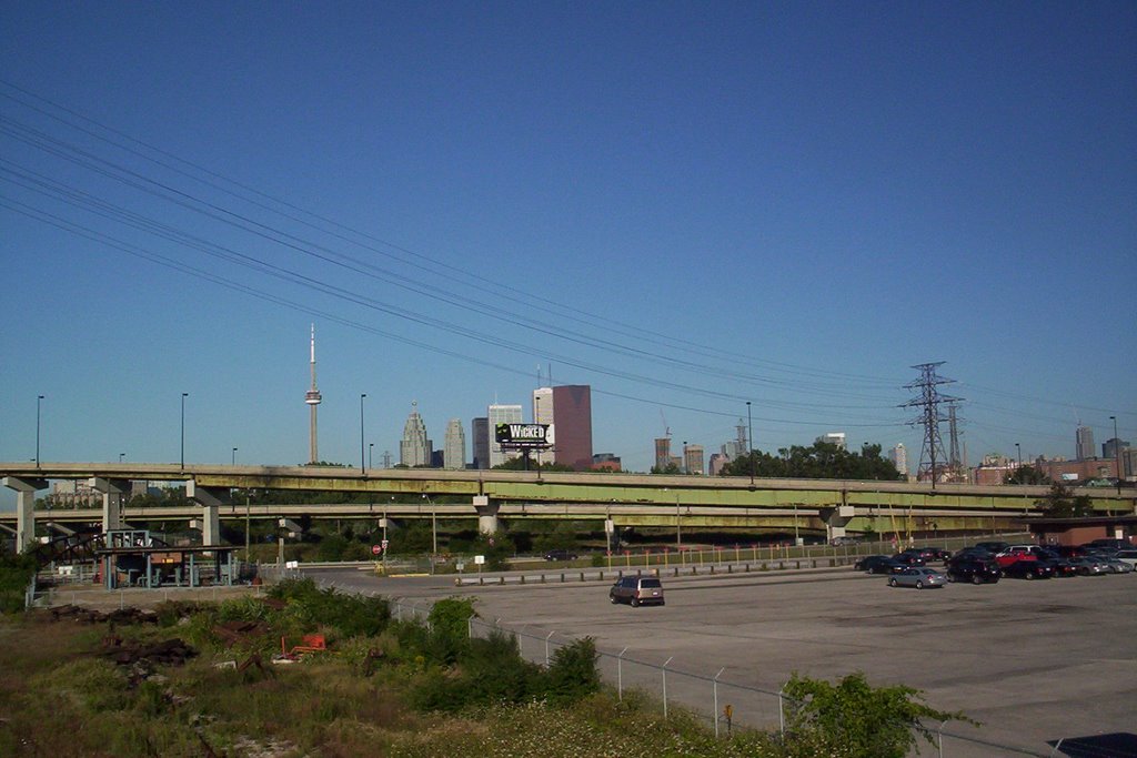 Leslieville, Toronto, ON, Canada by The Chuckler