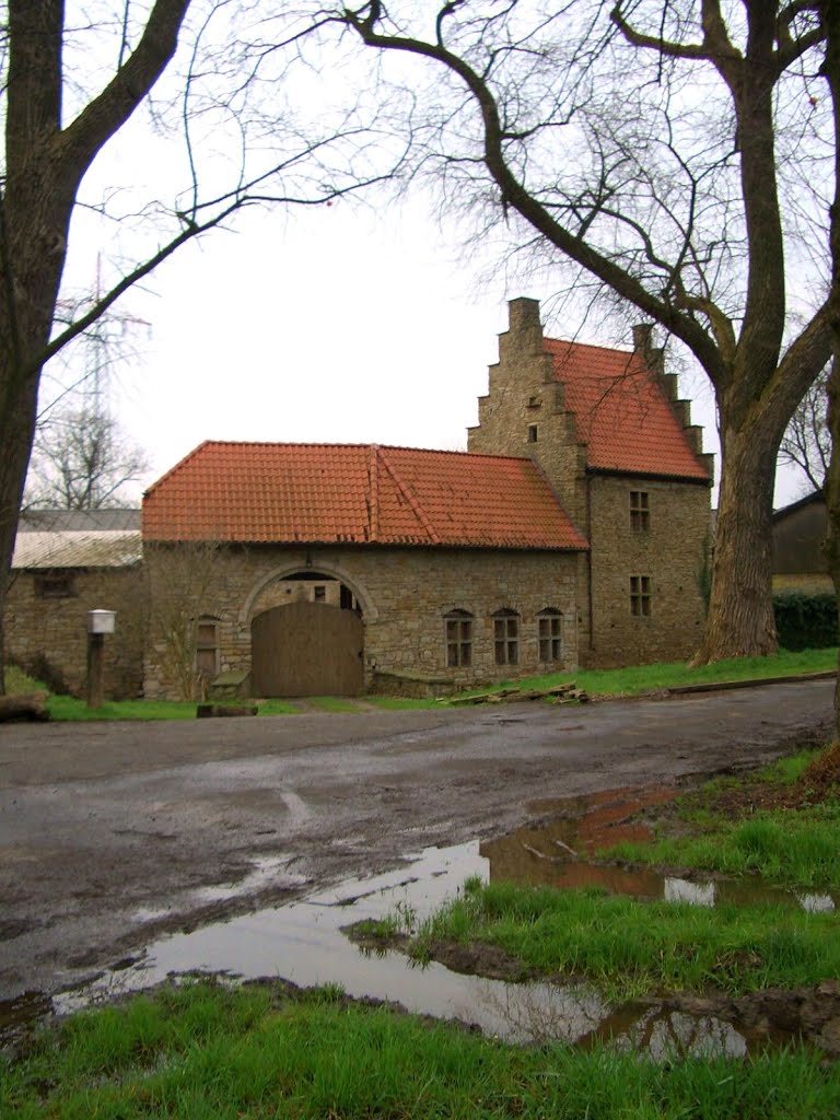 Dortmund - Holzen - Rittergut Haus Steinhausen - Torhaus und Wohnturm von 1628 der ehem. Wasserburg by Nök