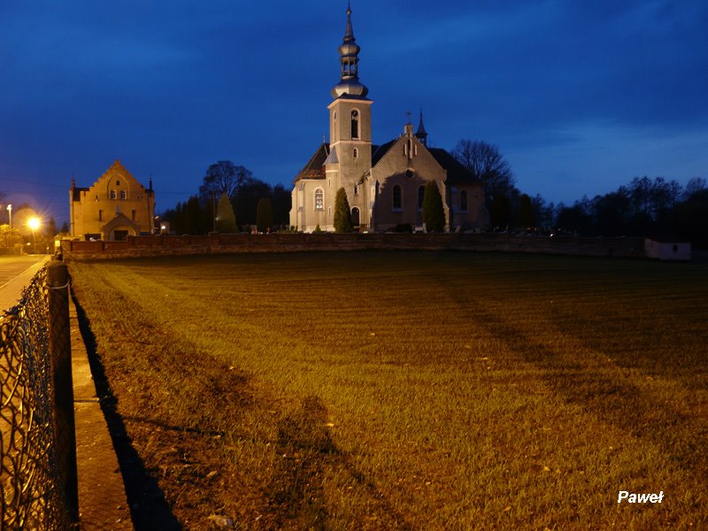 Kosciół w Kotulinie nocą by pawelw1