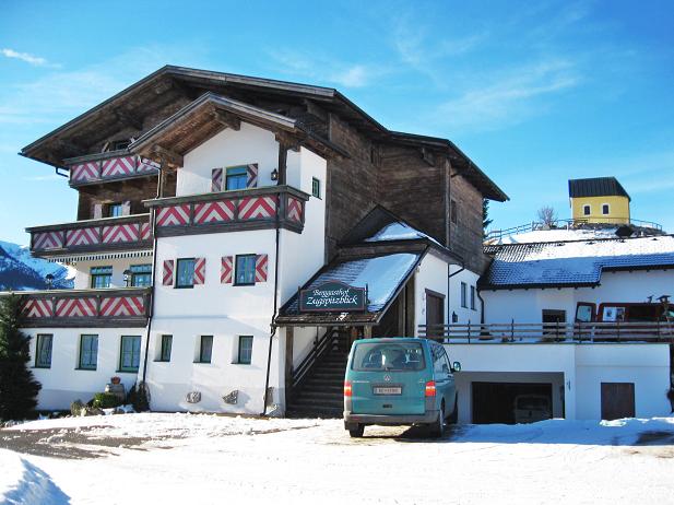 Berggasthof "Zugspitzblick" by hubi1802