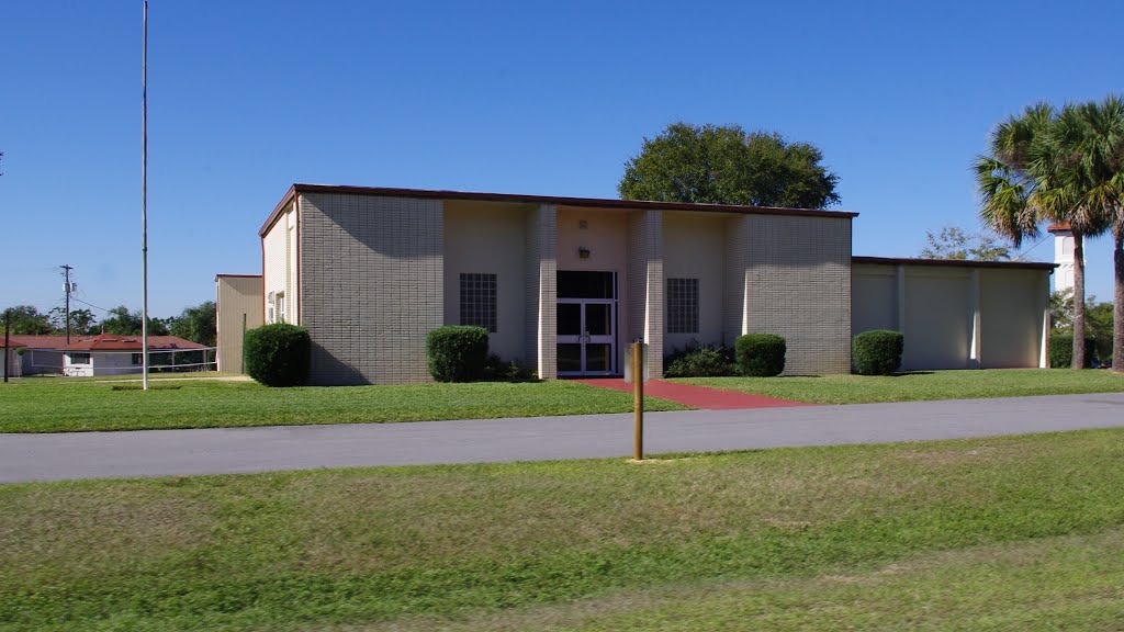 2013 12-18 Lake Wales, Fl - Holy Spirit Catholic church by Qwilleran