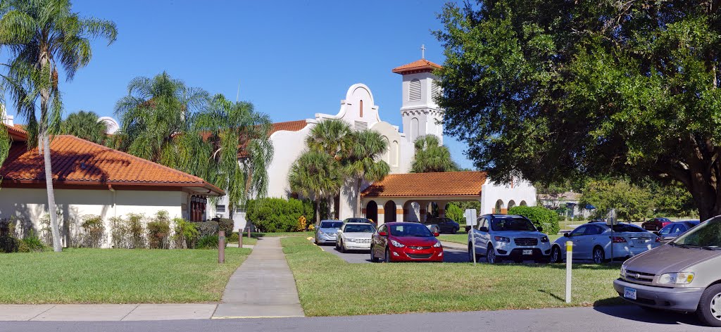 2013 12-18 Lake Wales, Fl- Holy Spirit Catholic church by Qwilleran