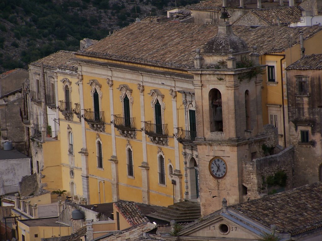 Palazzo sortino trono visto da santa maria delle scale by Tano Kalura