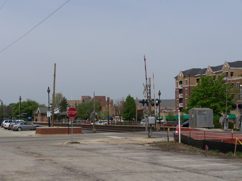 Glen Ellyn, from Park Avenue and Prairie Path by keithyearman