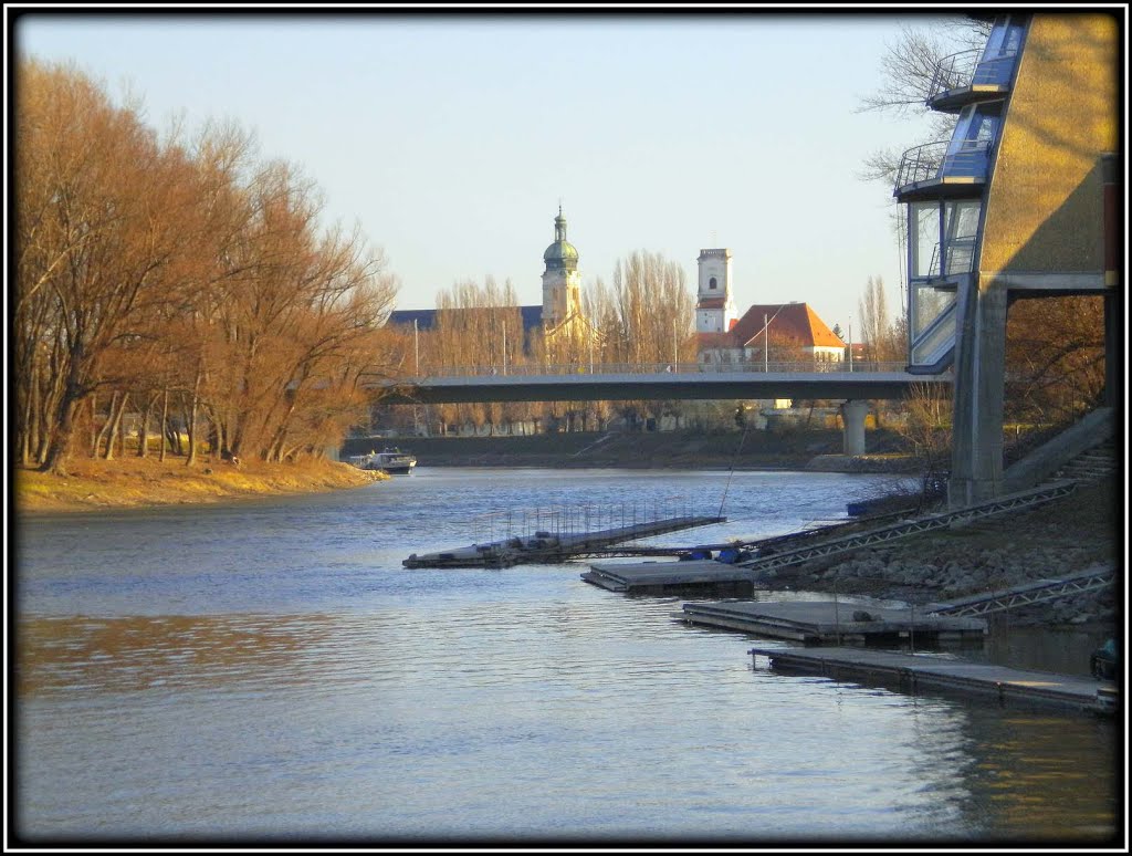 Outlook from the Rába bridge by MoMof4