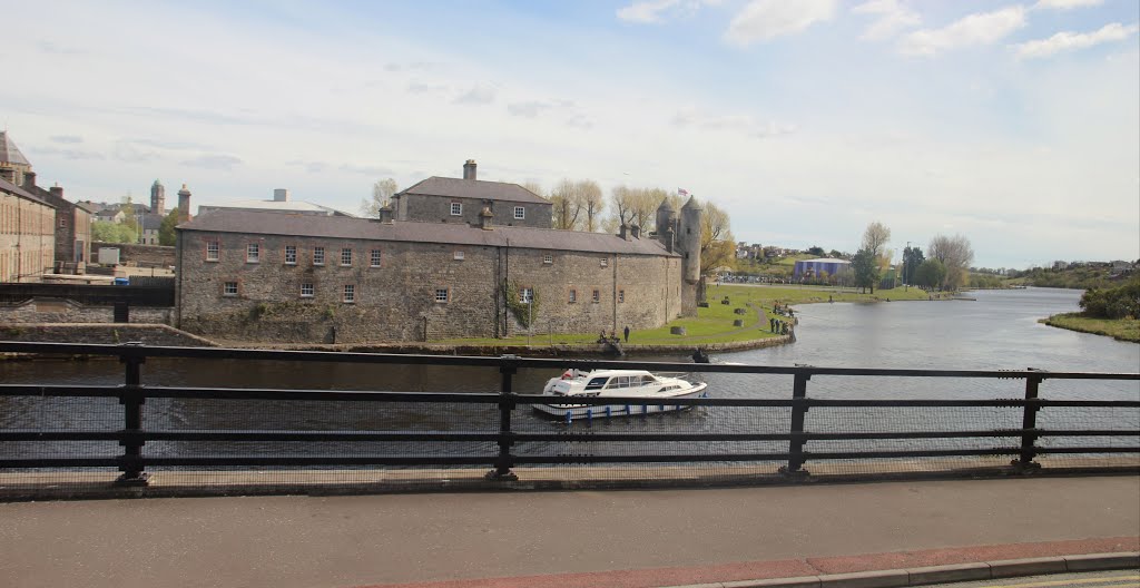 Enniskillen Castle by H.Hein