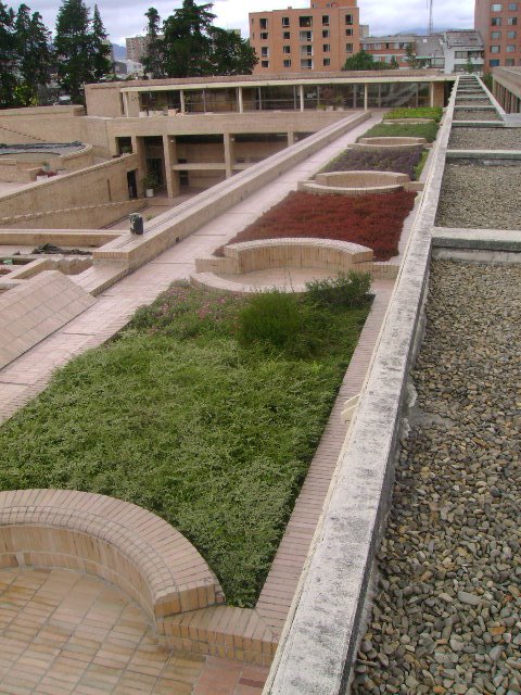 Universidad Nacional de Colombia. Edificio de Posgrados en Ciencias Humanas. by Totoya