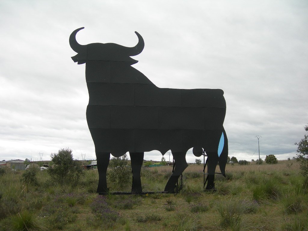 Toro De Osborne. by Jose Enrique