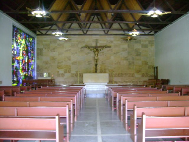 Universidad Nacional de Colombia. Capilla. by Totoya