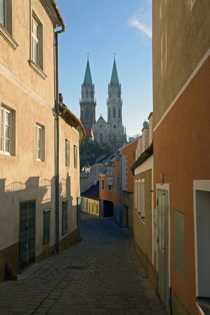 Old alley in Klosterneuburg! by tombraidervienna / No Views!