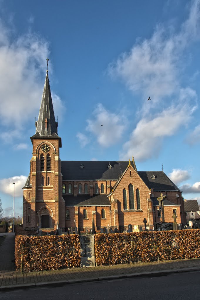 Geel-Oosterlo, Sint-Luciakerk by Ronny Daems