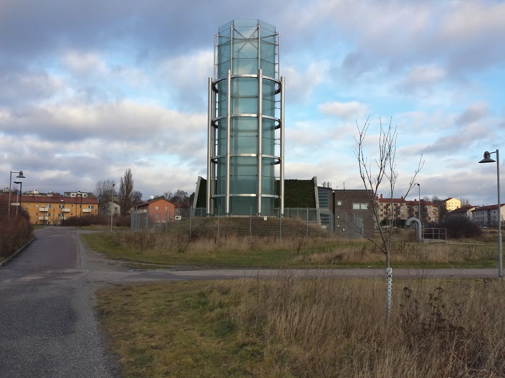 Tunnel ventilation tower, Årsta Dec 2013 by PetriH