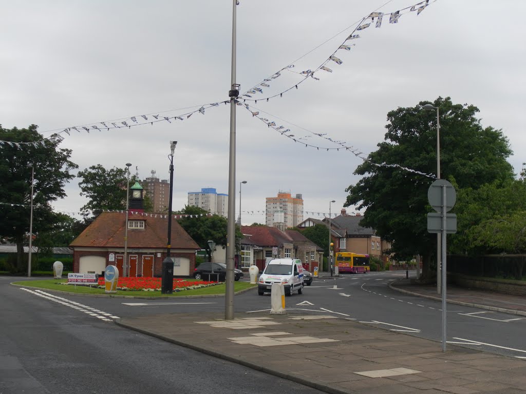 Queenstown,Layton,Tower Blocks August 2012 by Roger S Barlow