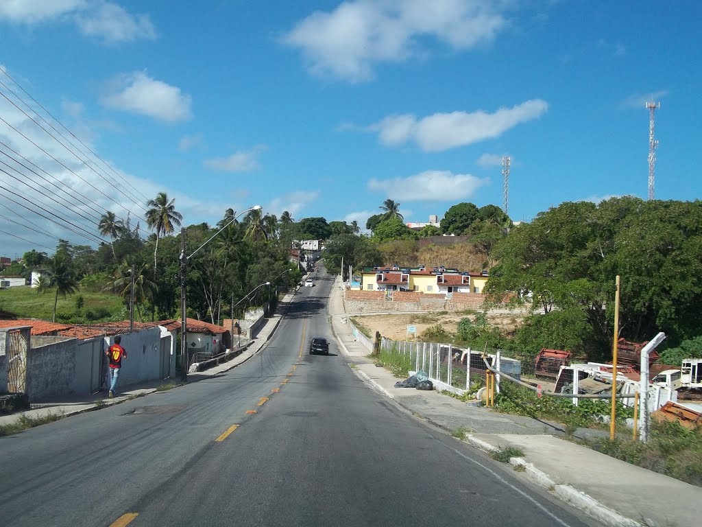 Av. desembargador Botto de Menezes. Ladeira sentido BR-230 João Pessoa PB.. by Ben-hur