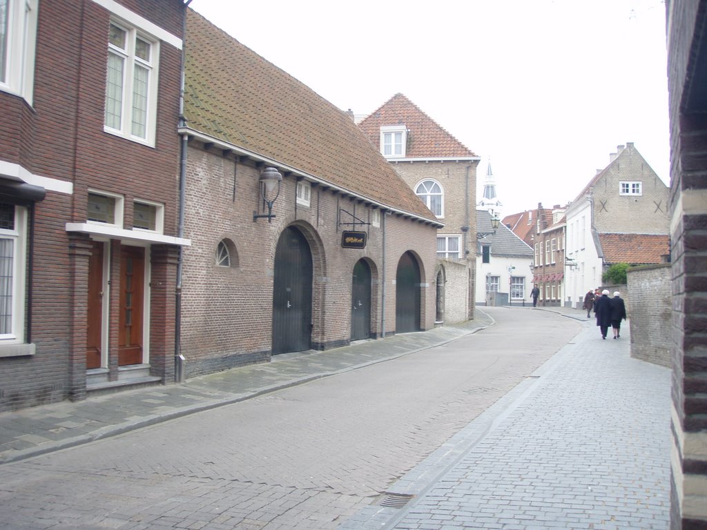 Koetshuis, Bergen op Zoom by stevenvanValen+hannekeRolloos