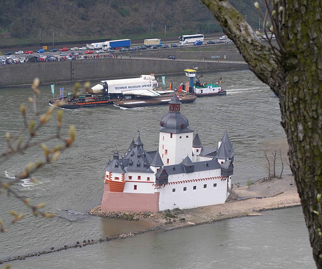 Schneesturm (=Buran) bei Kaub 10.04.2008 by Wolfgang Schulz