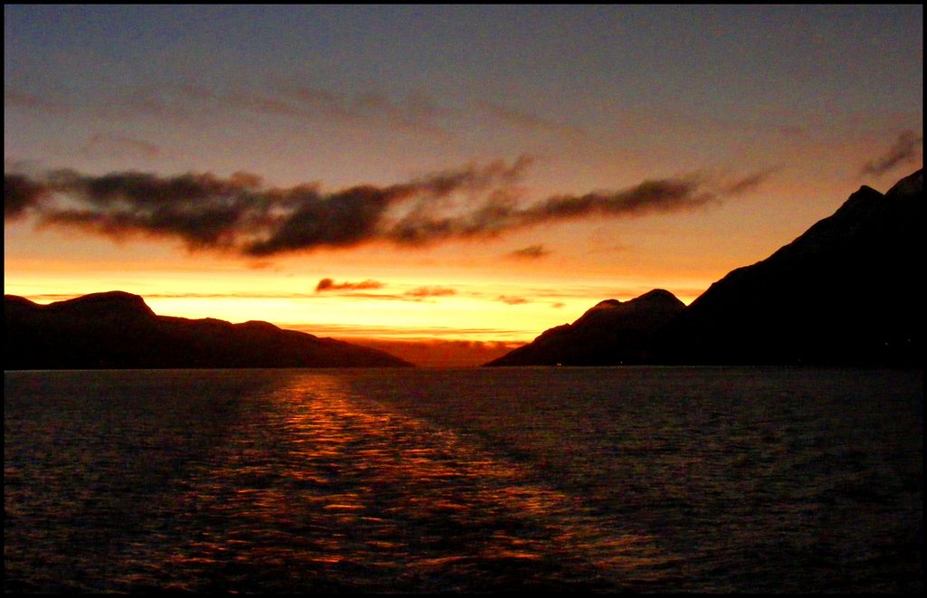 Alesund Sunset by poisongirl4