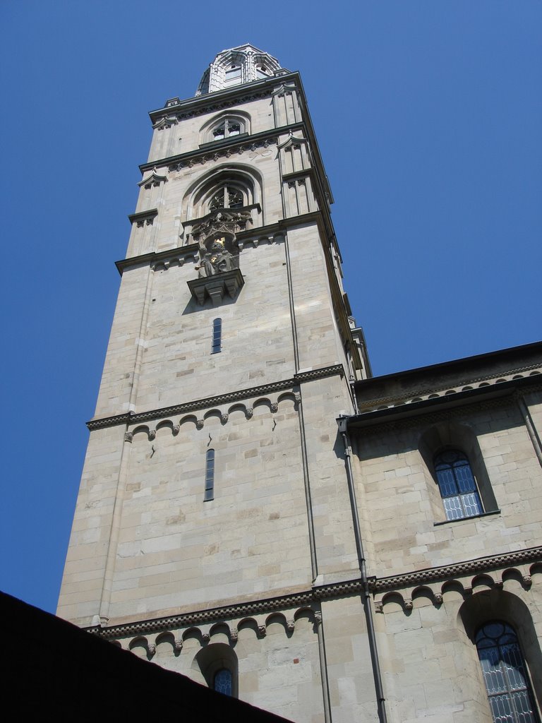 Torre Grossmünster by Hybiscus