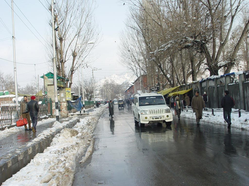 Residency Road by waqas wadoo