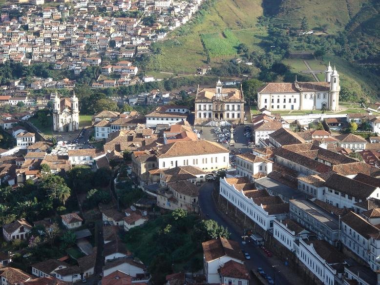 Vista à Praça Tiradentes by patrique3000