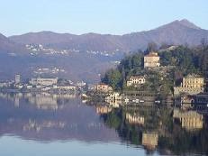 Lake of Orta by ludezu