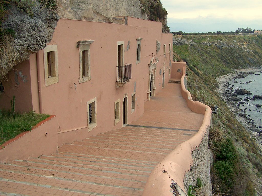 Milazzo-Santuario rupestre Sant Antonio da Padova eremo del 1221 by Sandro Russo