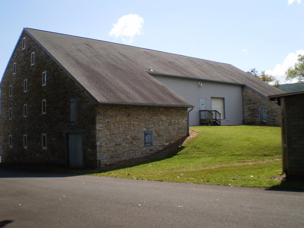 Conrad Weiser Homestead (1850's) by barnguy