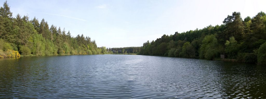 Tottiford Reservoir panorama by almetal