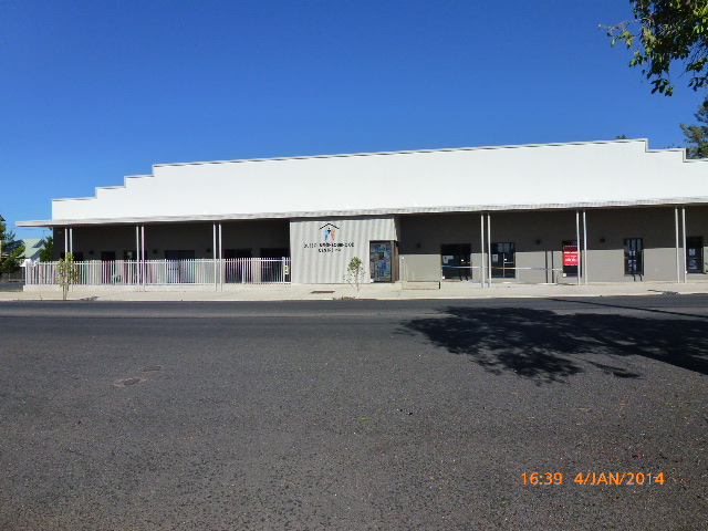 Dubbo - Neighbourhood Centre - 2014-01-04 by sandyriva