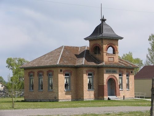 School at Fairfield, Ut by dsquack