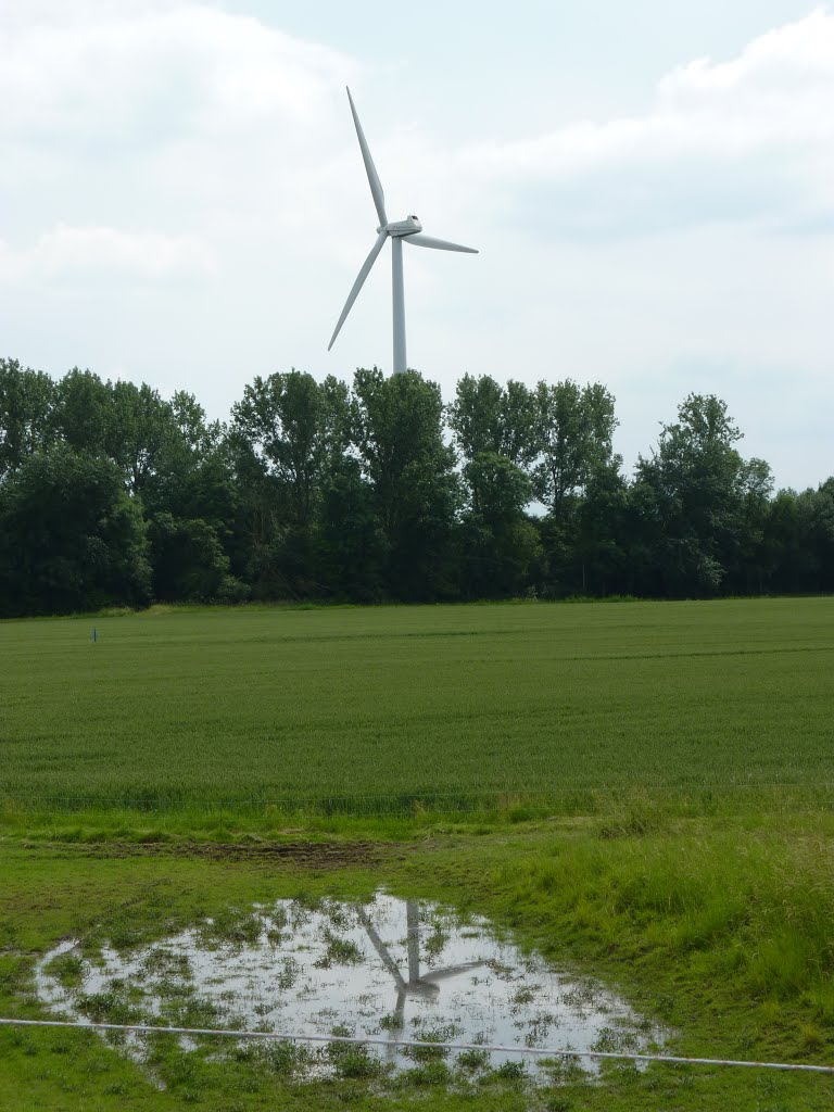 Wind Turbine by Jan Miesbauer