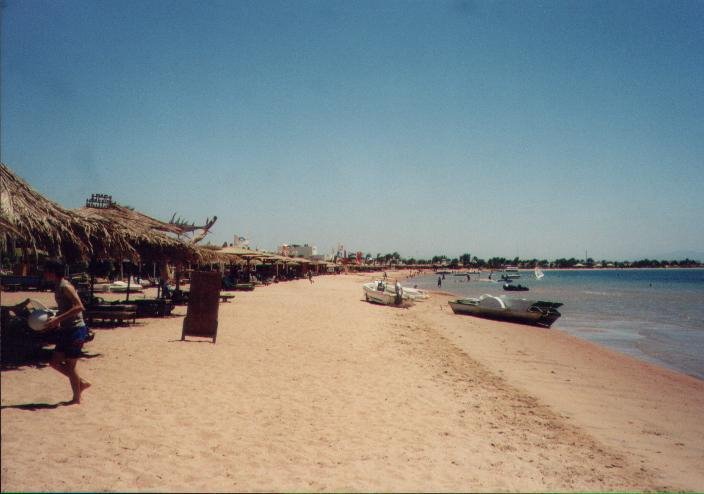 Dahab's lagoon by stefano di venezia