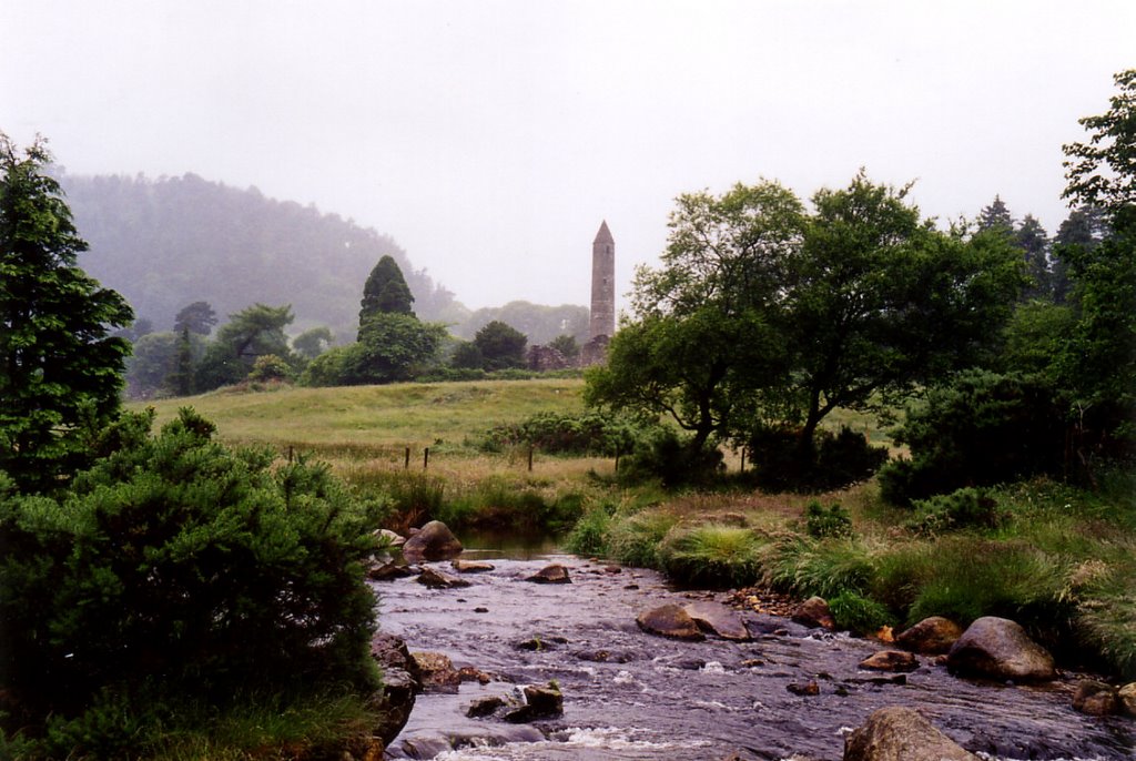 Glendalough by Leon Peute