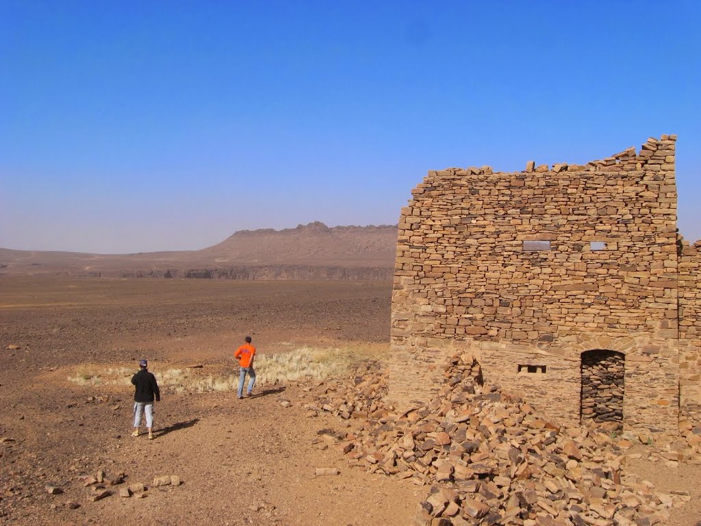 Fort Saganne Mauritania by piet roestenburg