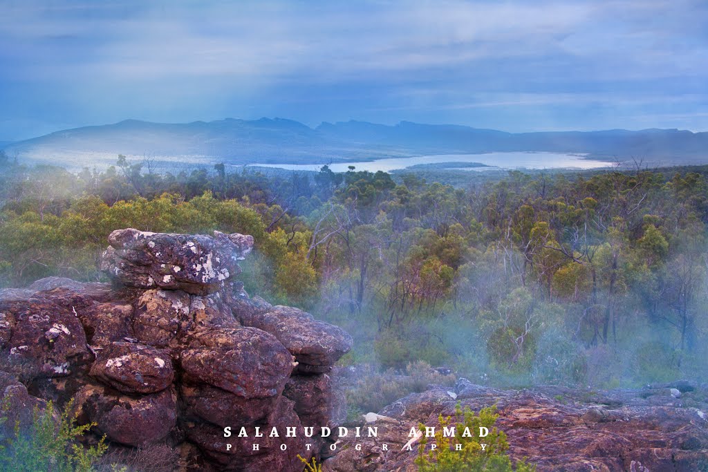 Reed Lookout, The Grampions by Salahuddin Ahmad Photography