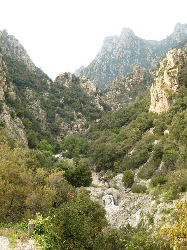 Gorges d'Héric by Philippothenry