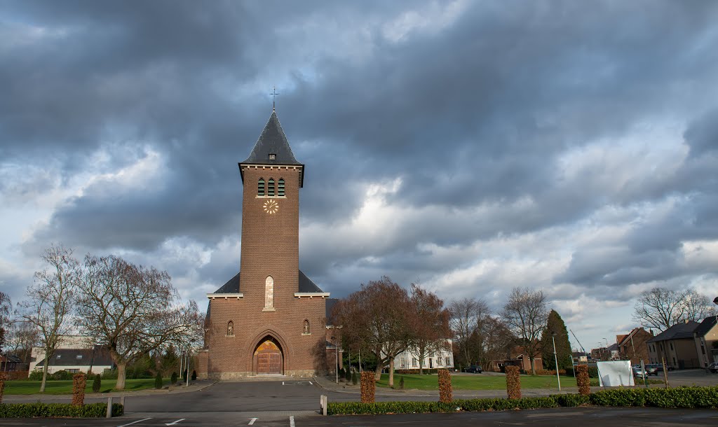 St-Pauluskerk,Lanklaar,België by Henri Van Ham