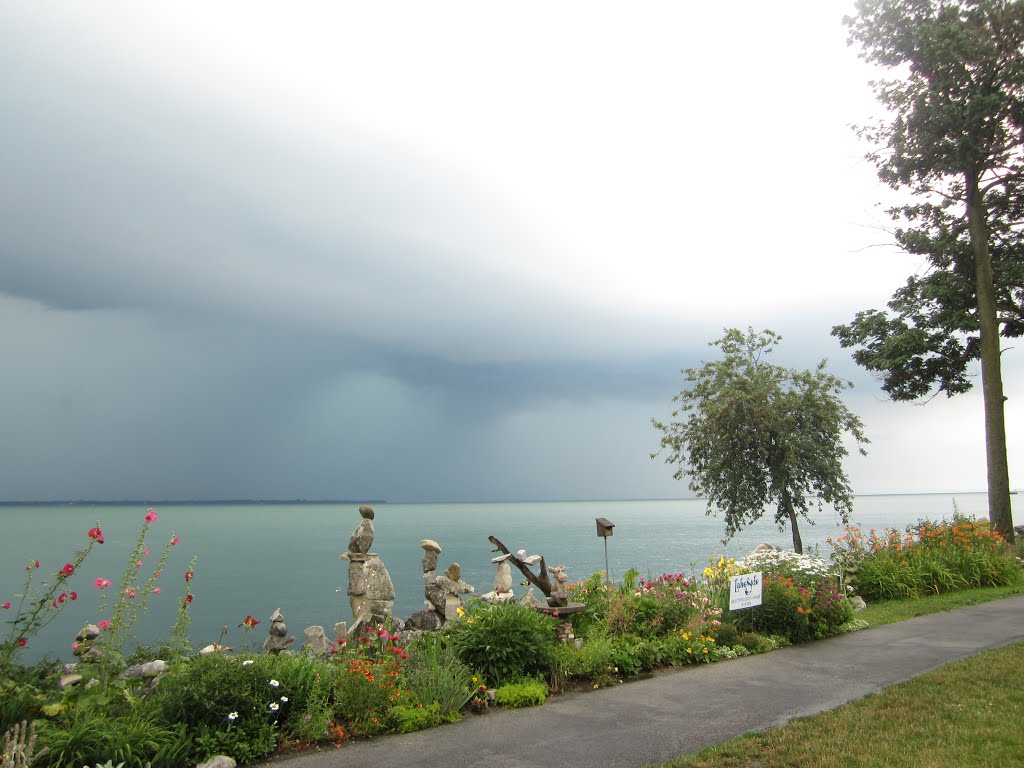 Storm over Lake Erie by DCH17