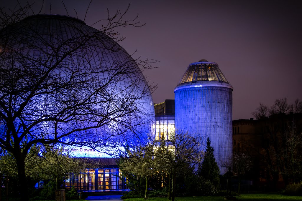 Berlin. Prenzlauer Allee. Zeiss-Großplanetarium. 201312 by Heidiho