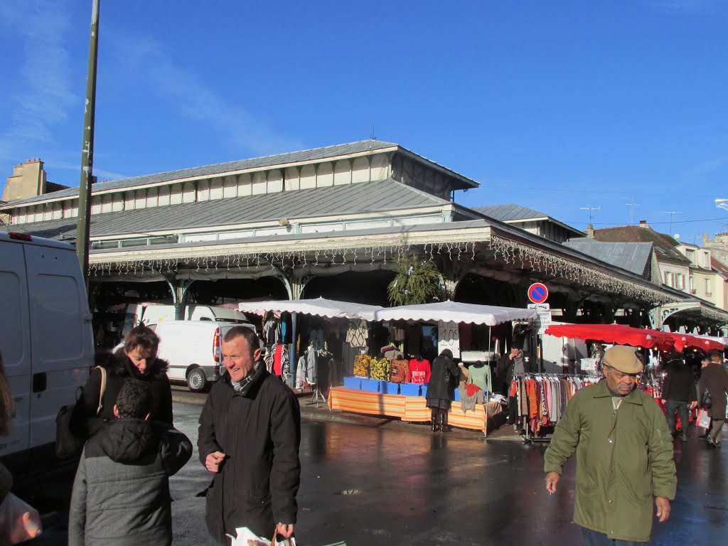 Les halles place du Marché le 4/01/14. by Divio