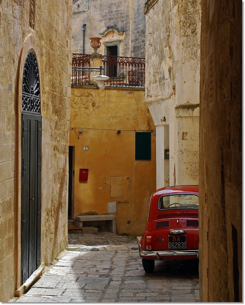 A courtyard in Matera, ITA by Jurgis Karnavicius