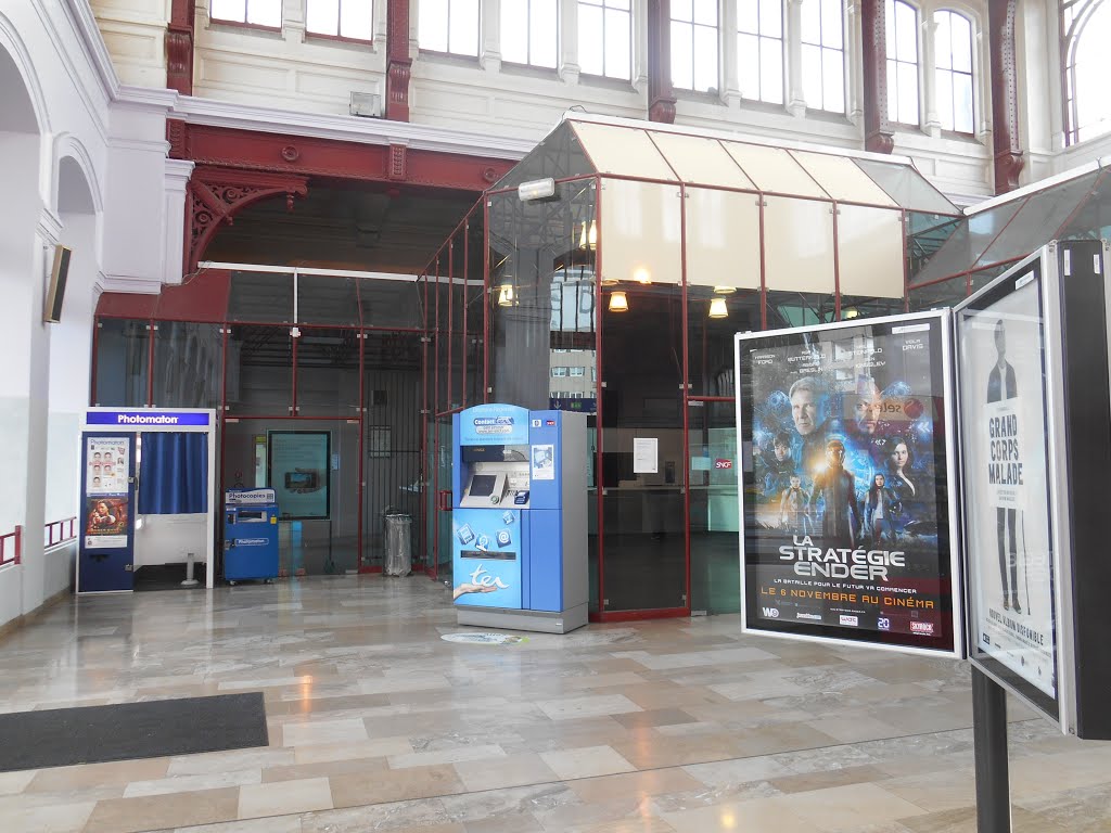 Gare SNCF de Tourcoing by A.L. Photography