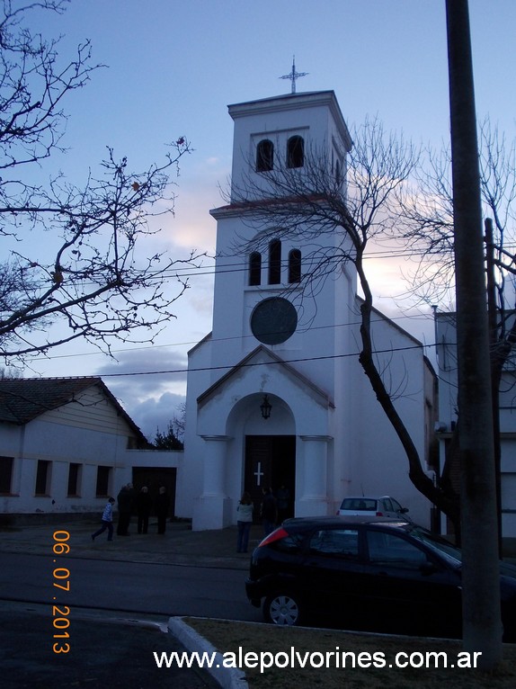 Saldungaray - Iglesia (www.alepolvorines.com.ar) by alepolvorines