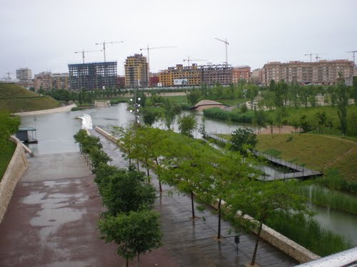 Parc de Capçalera "La ciutat creix" by Westboix