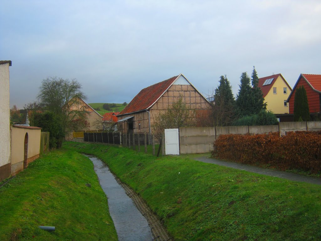 Schöne Alte Fachwerkscheune am Badraer Bach by waldwind