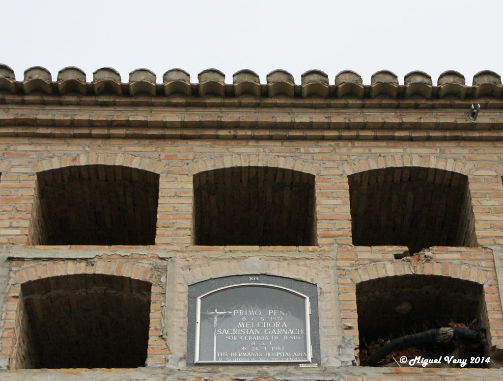 «Nichos» Cementerio Municipal de San José - c/ Camino Viejo del Cementerio - Granada - España by Miguel Veny