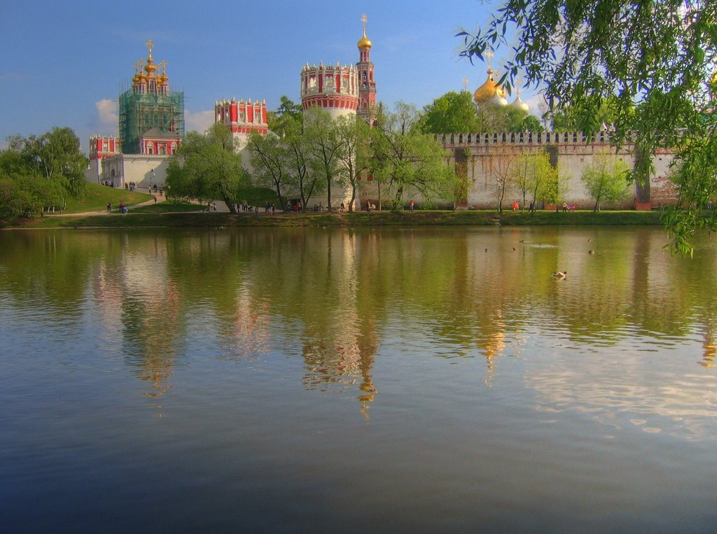 The Novodevichy Convent by [dts]