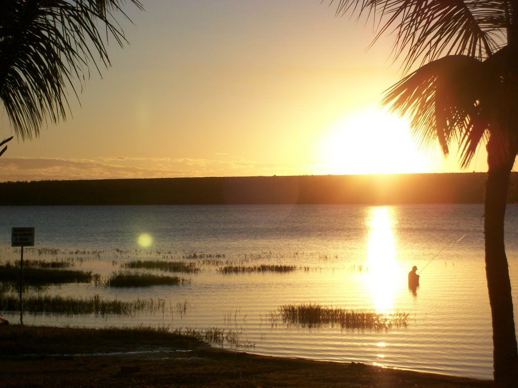 Atardecer Playa de Adolfo by arnold23